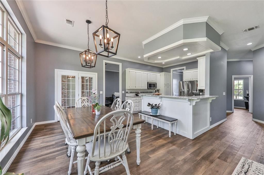 2792 W Northbrook Street — photo 17