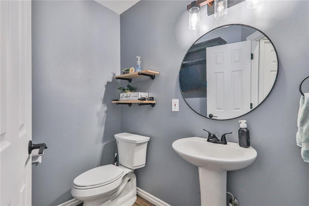 2792 W Northbrook Street — photo 21