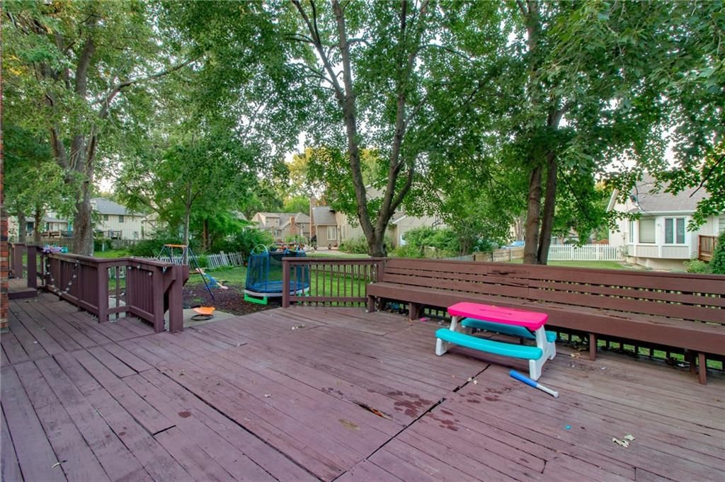 1139 NE Clubhouse Court — photo 25