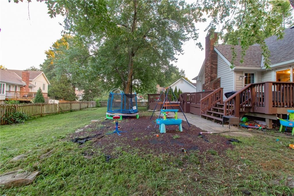 1139 NE Clubhouse Court — photo 28