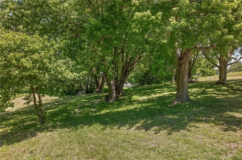325 A Street — photo 4