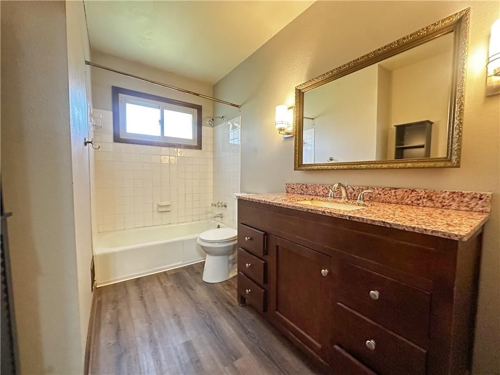 9102 W 81st Terrace — photo 28