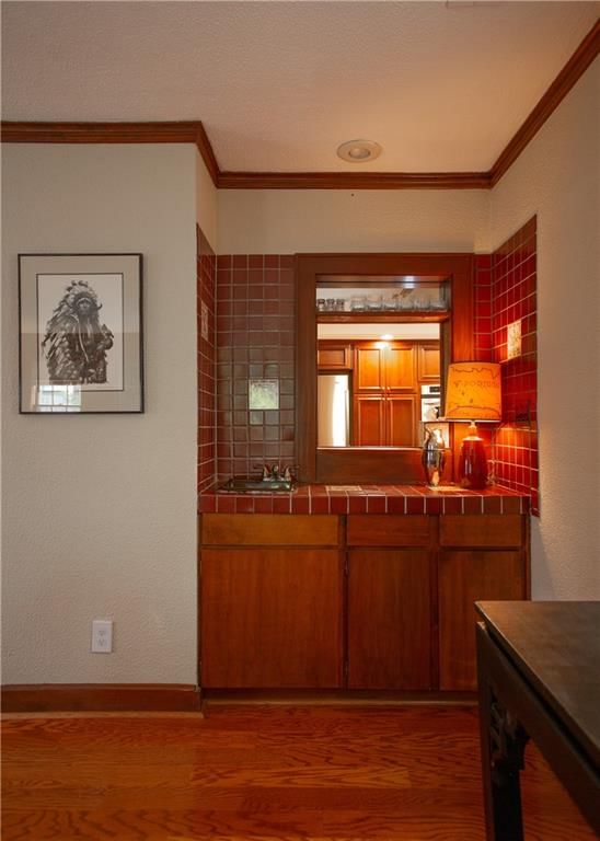 604 W 70th Street — photo 15