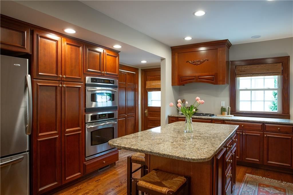604 W 70th Street — photo 19