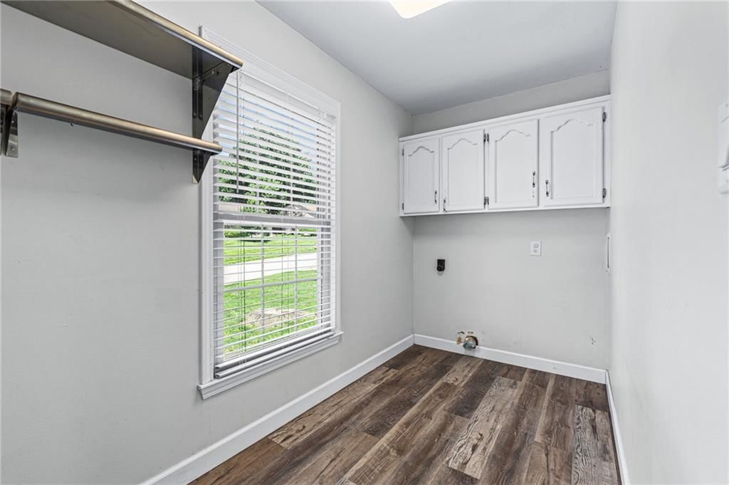 609 Loran Lane — photo 12