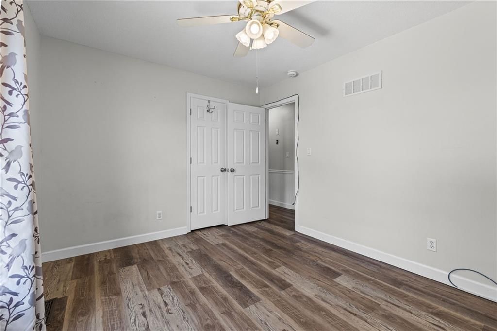 609 Loran Lane — photo 17