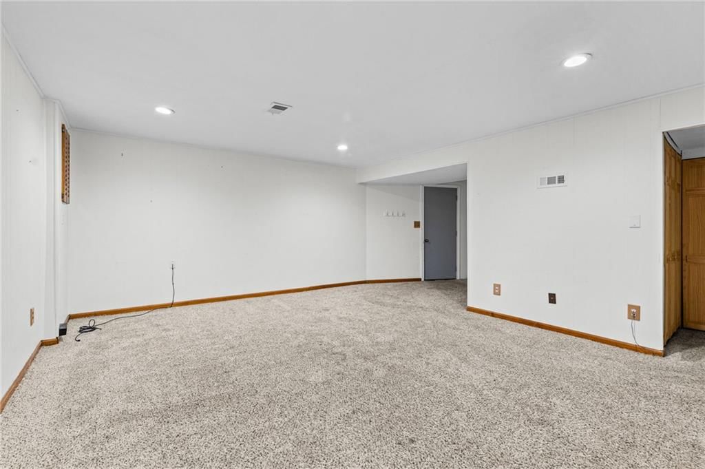 609 Loran Lane — photo 24