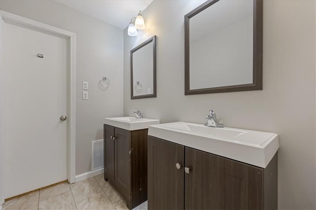 9905 Wayne Avenue — photo 18