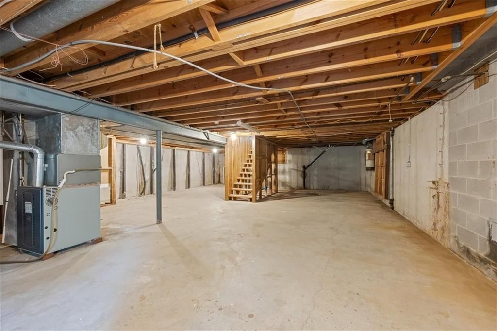 9905 Wayne Avenue — photo 23