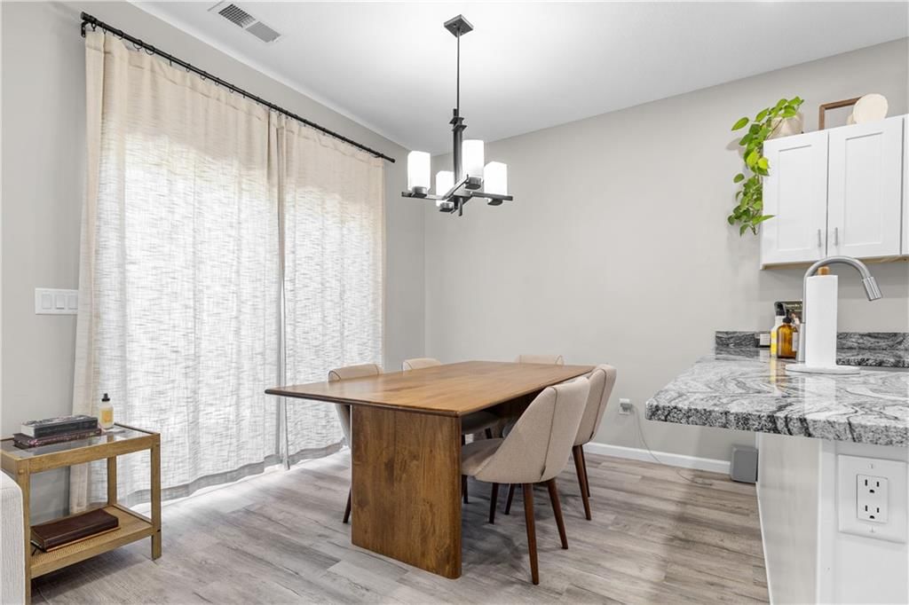 1512 W 32ND Street — photo 7