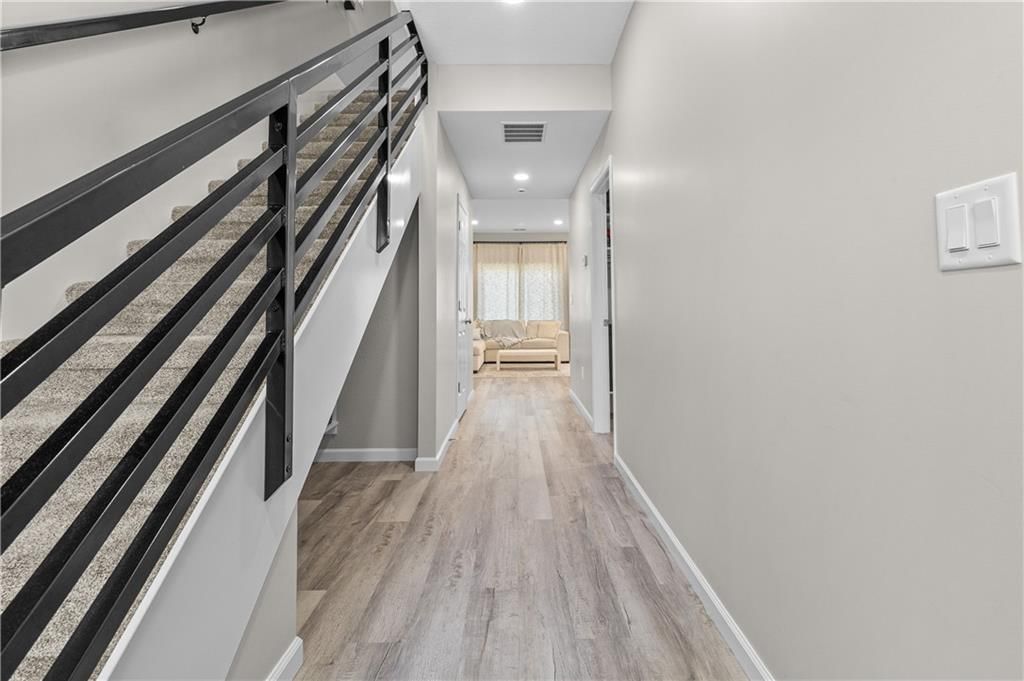 1512 W 32ND Street — photo 14