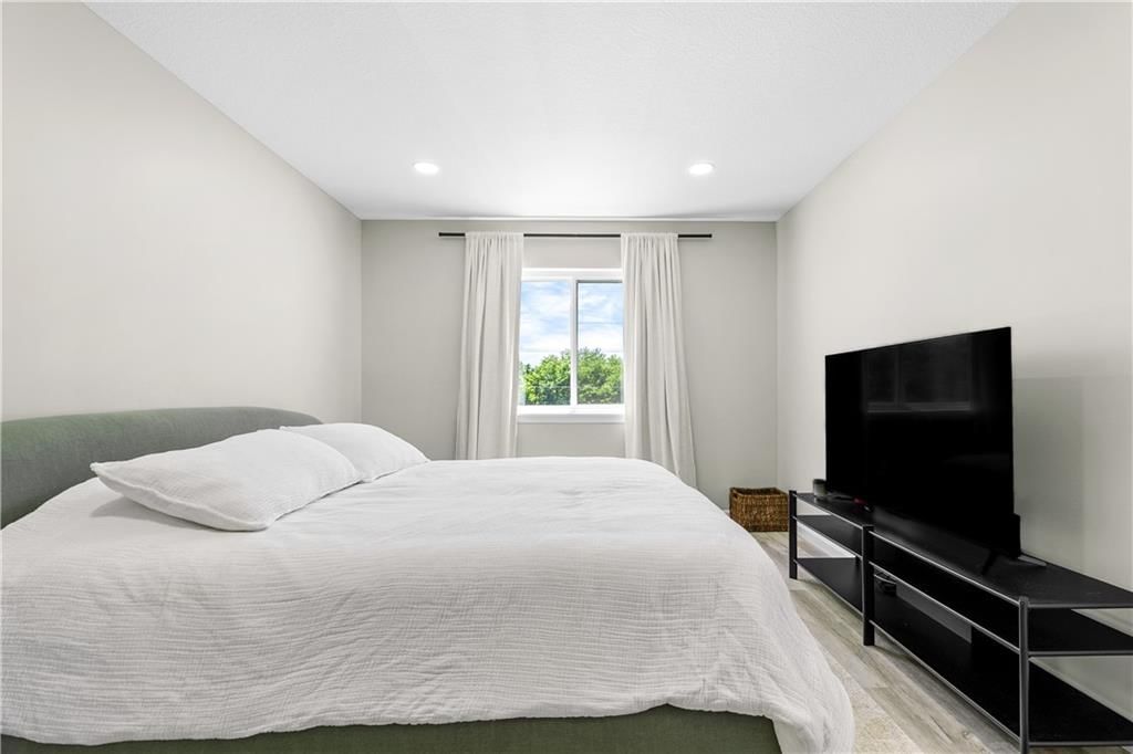 1512 W 32ND Street — photo 16