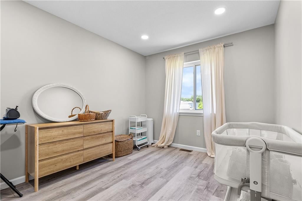 1512 W 32ND Street — photo 27