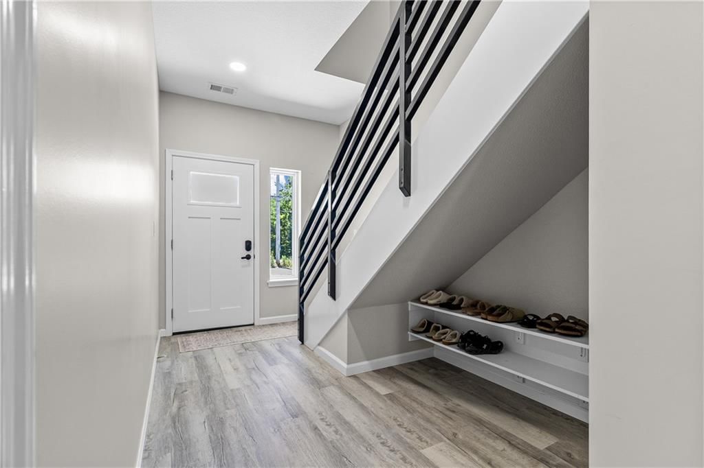 1512 W 32ND Street — photo 32