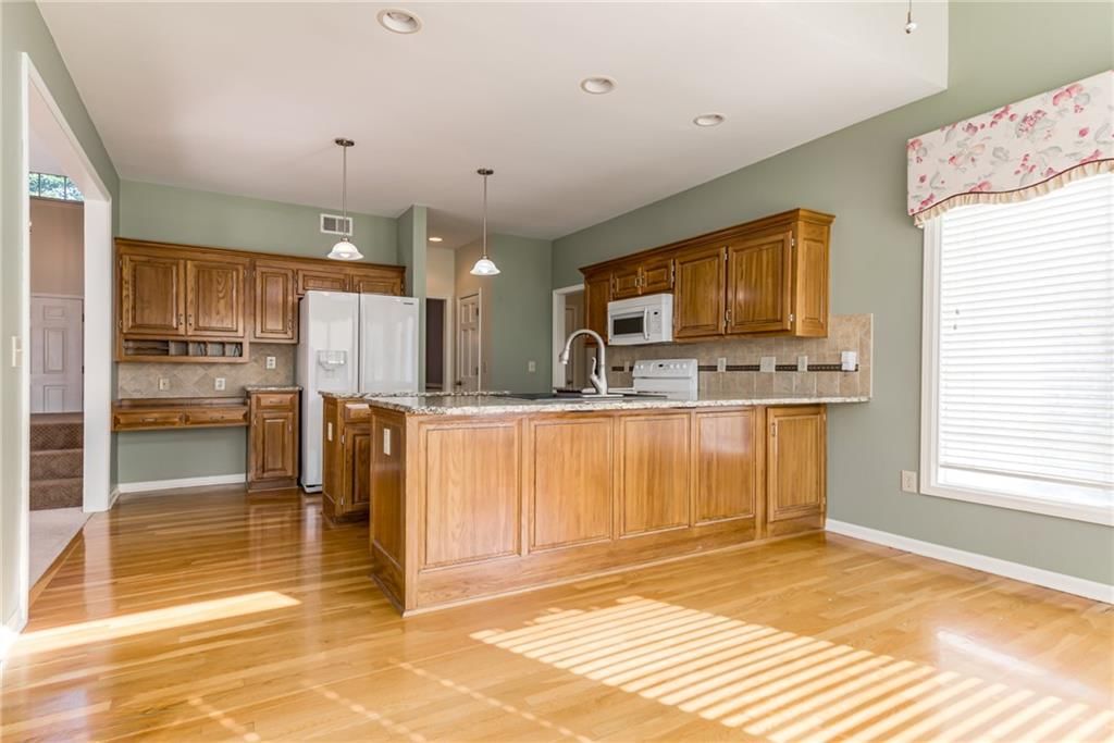 12425 Beverly Street — photo 16