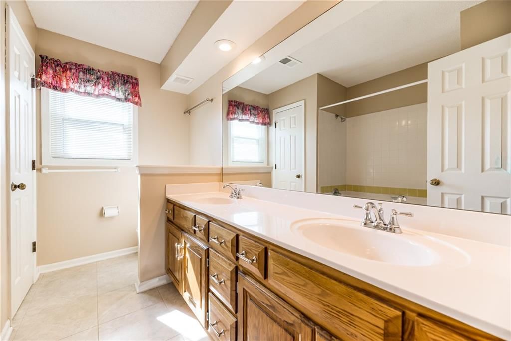 12425 Beverly Street — photo 43