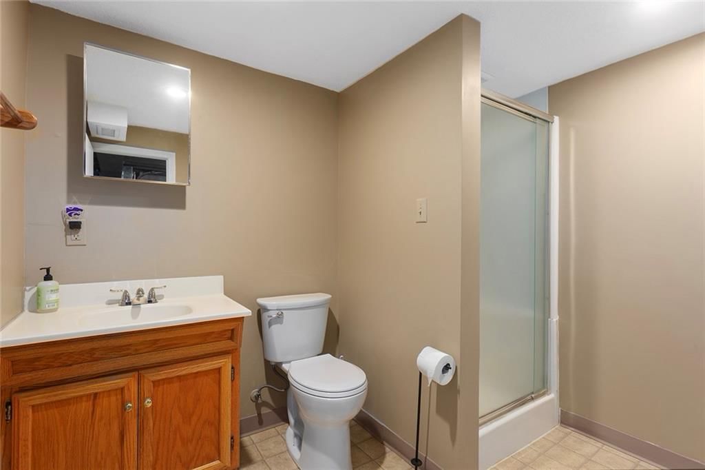 10228 ROBINSON Street — photo 27
