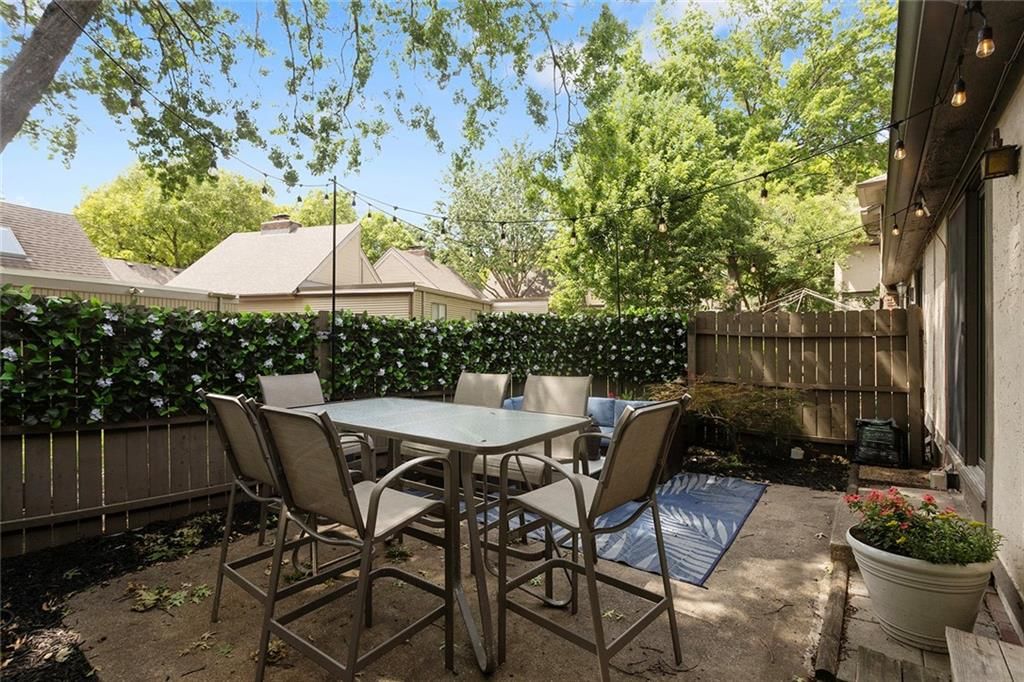 10228 ROBINSON Street — photo 30