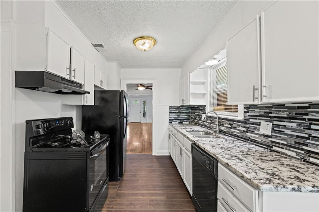 1805 E 67th Street — photo 14