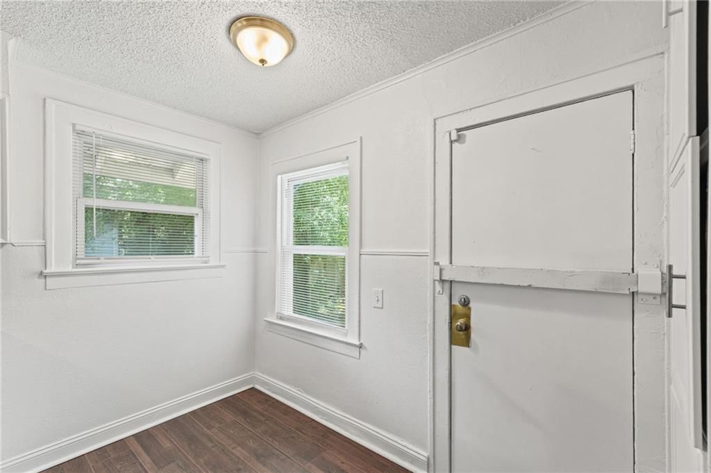 1805 E 67th Street — photo 15
