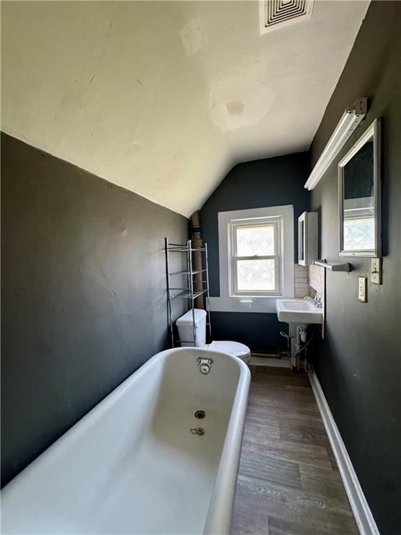 222 W 4th Street — photo 10