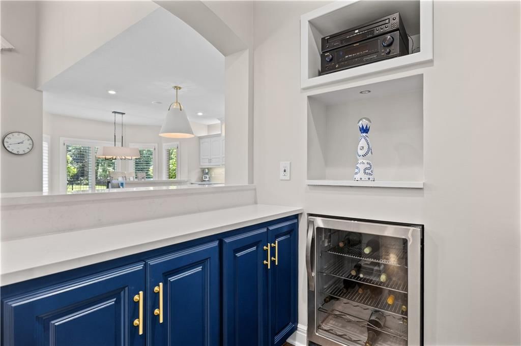 14302 Briar Street — photo 32