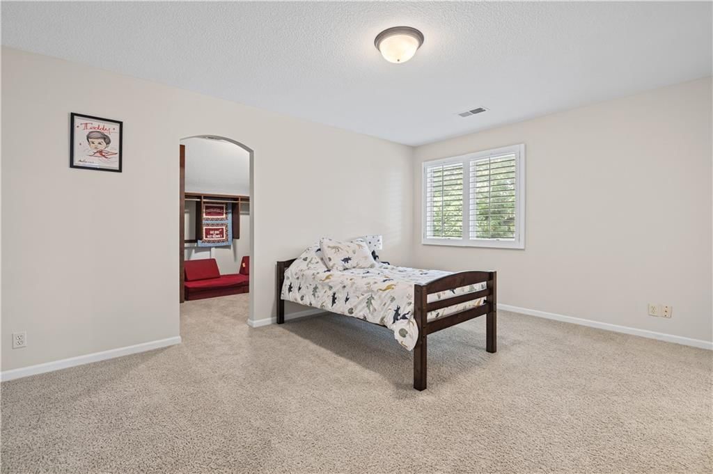 14302 Briar Street — photo 49