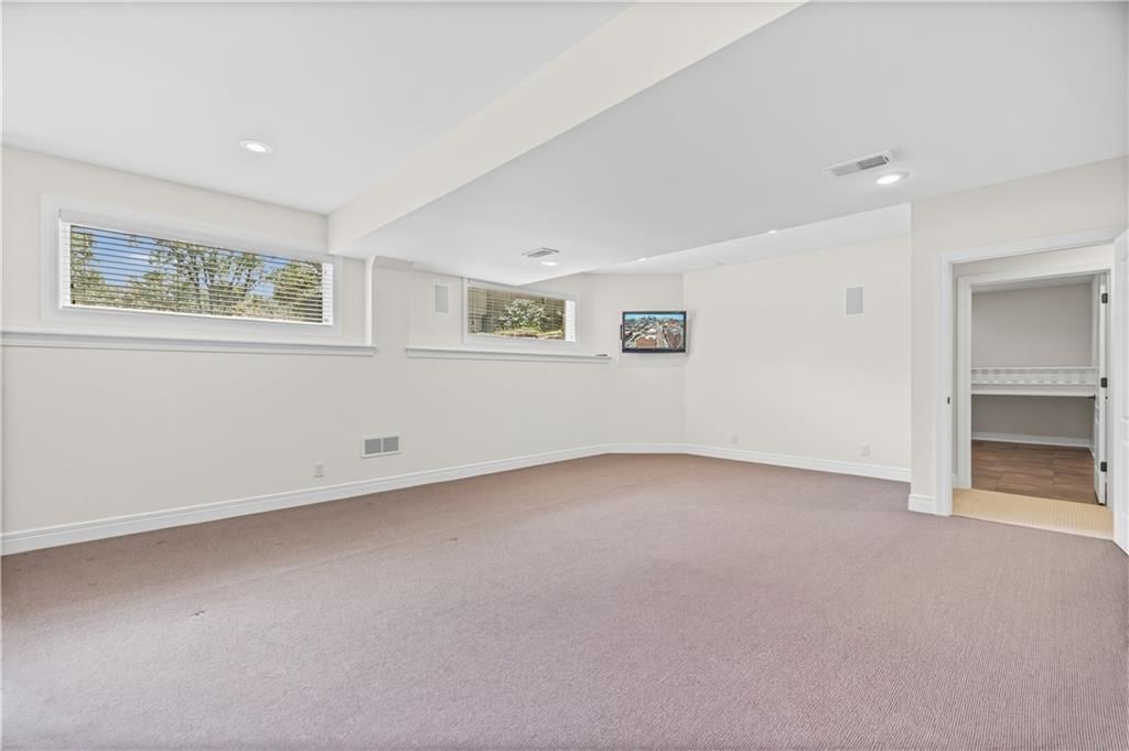 14302 Briar Street — photo 70
