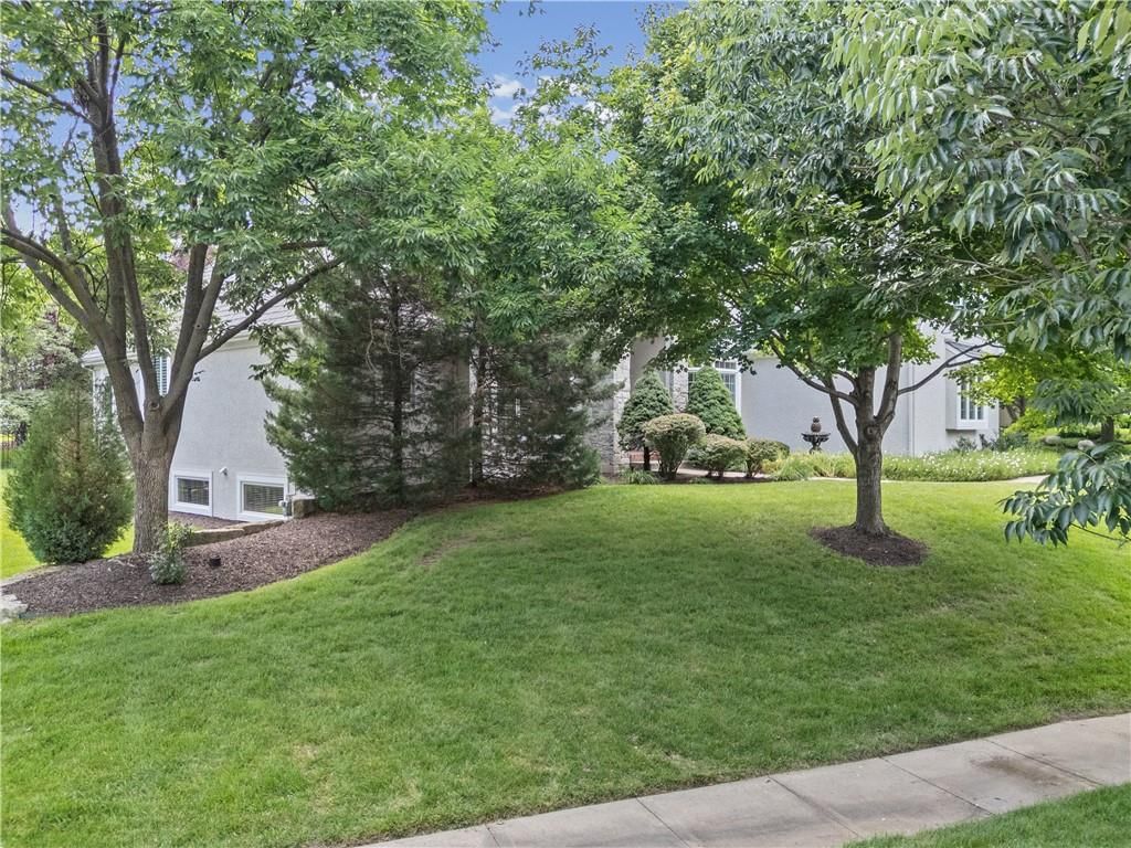 14302 Briar Street — photo 79