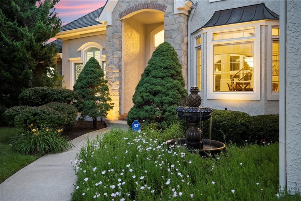 14302 Briar Street — photo 88