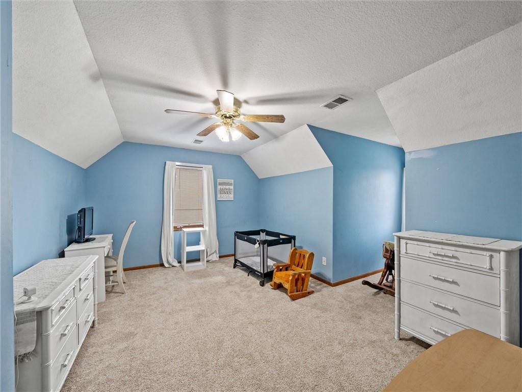 201 SE Citadel Drive — photo 18