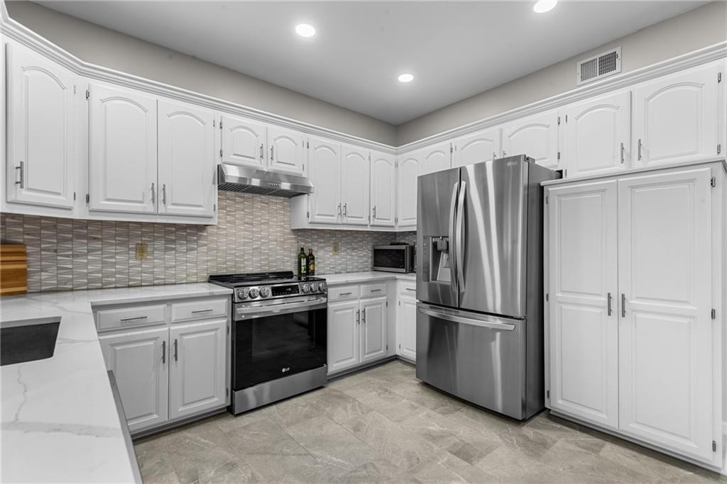 13400 W 116th Terrace — photo 18