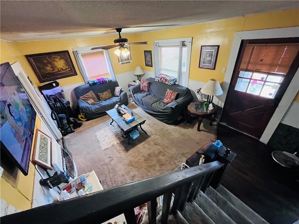 2403 Main Street — photo 10
