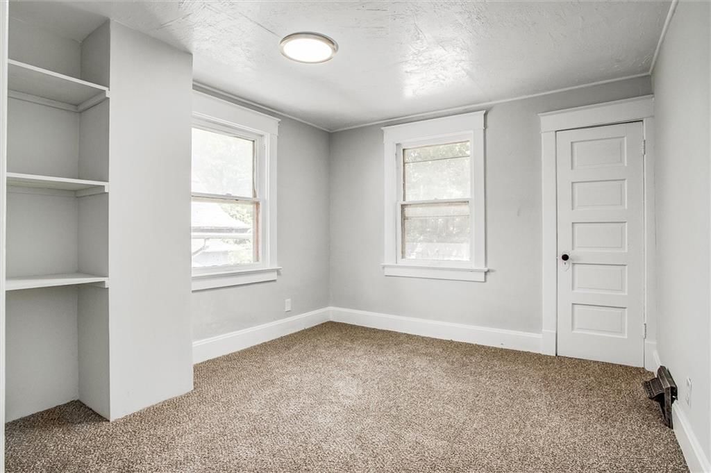3222 E 28th Street — photo 17