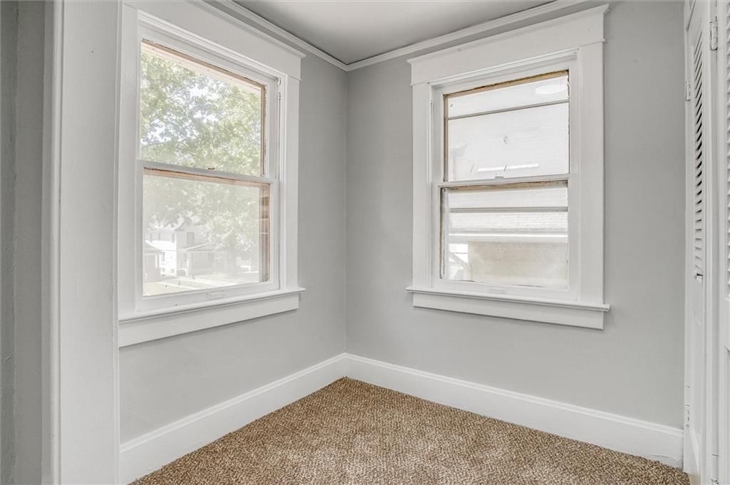 3222 E 28th Street — photo 22