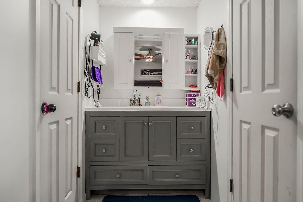 318 N Cherry Street — photo 16