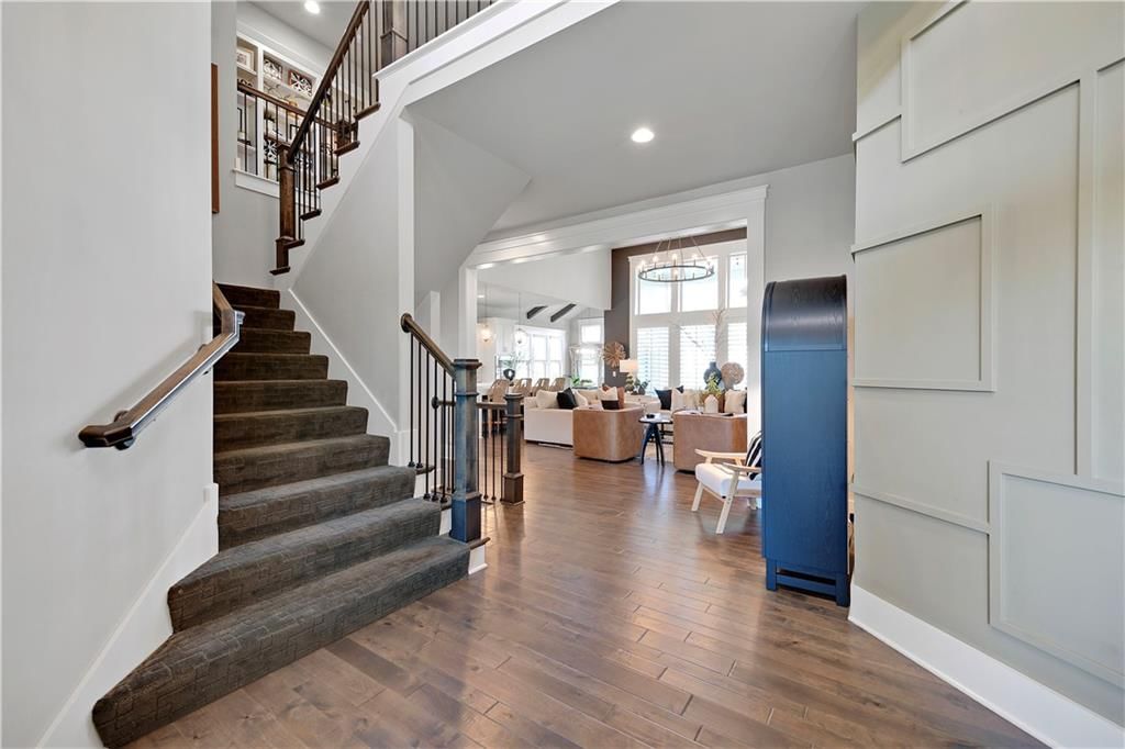 11510 W 157th Terrace — photo 3