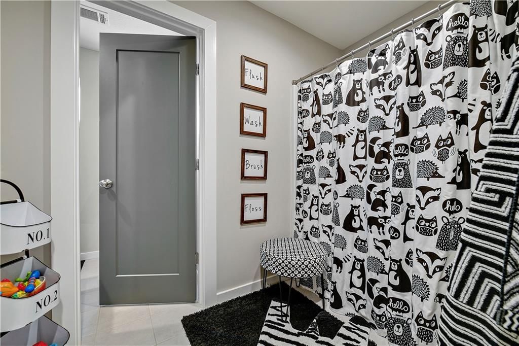 11510 W 157th Terrace — photo 32