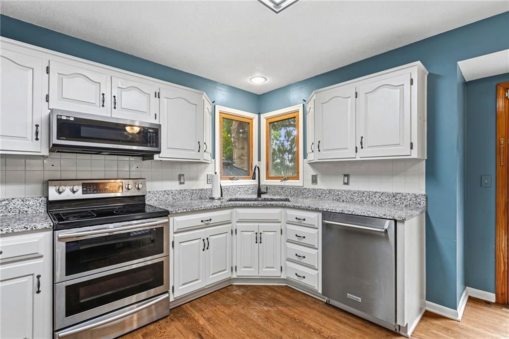 14130 W 113th Terrace — photo 15