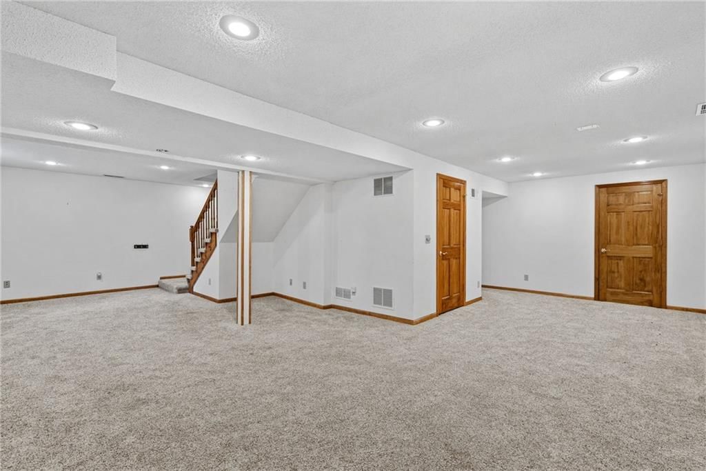 14130 W 113th Terrace — photo 32