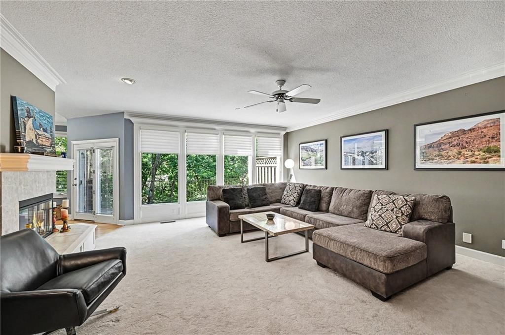 8033 Clearwater Drive — photo 8