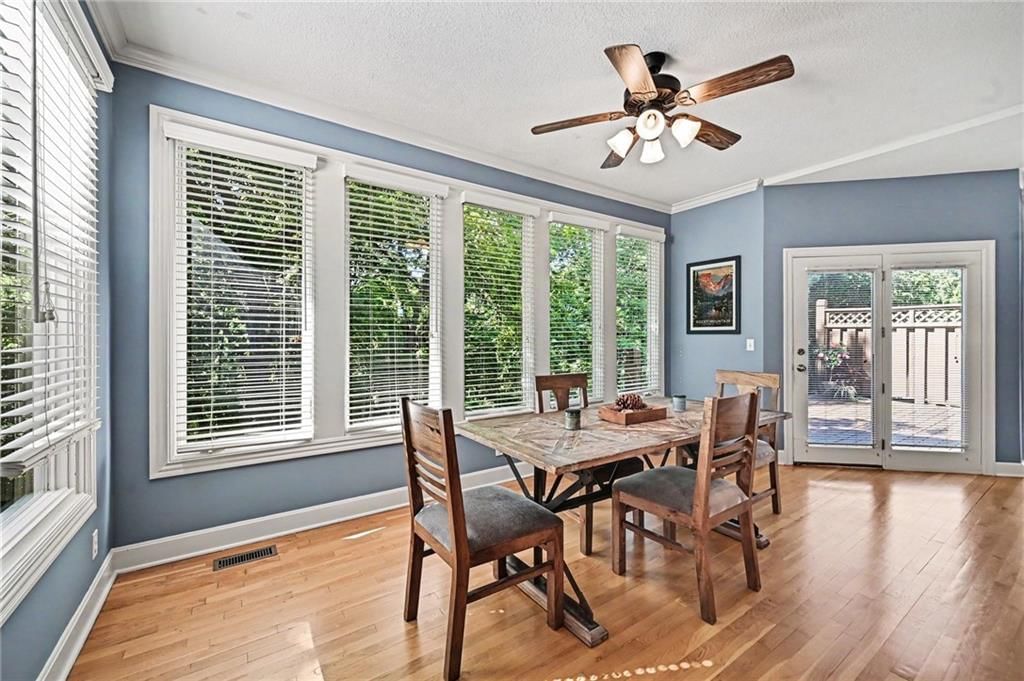 8033 Clearwater Drive — photo 12