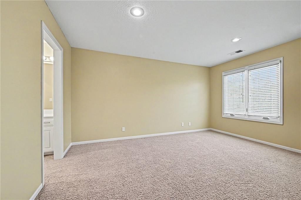 8033 Clearwater Drive — photo 28