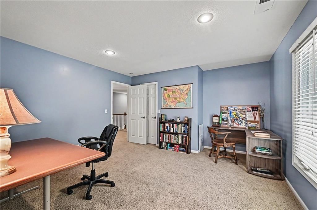 8033 Clearwater Drive — photo 31