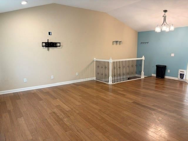 921 E Buddy Street — photo 4