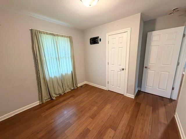 921 E Buddy Street — photo 13