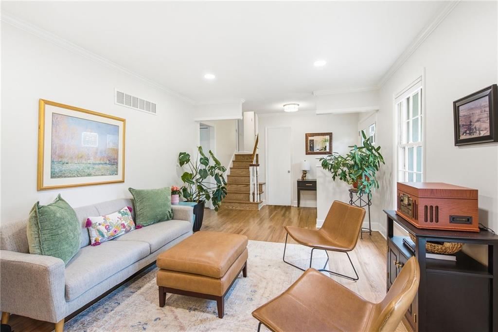 9309 Horton Street — photo 9