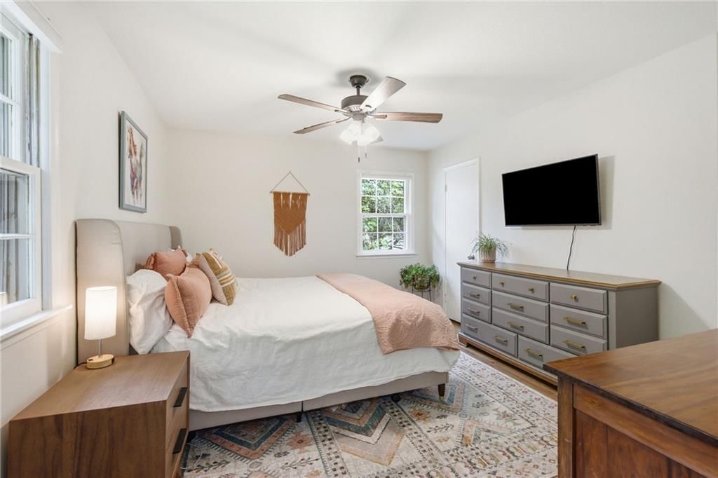 9309 Horton Street — photo 36