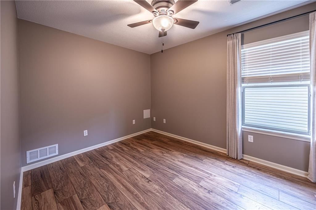 1209 Aubreis Way — photo 14