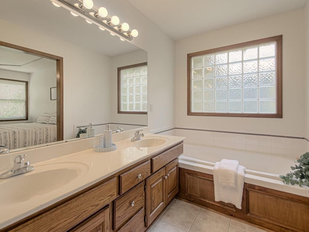920 NE 102nd Street — photo 19